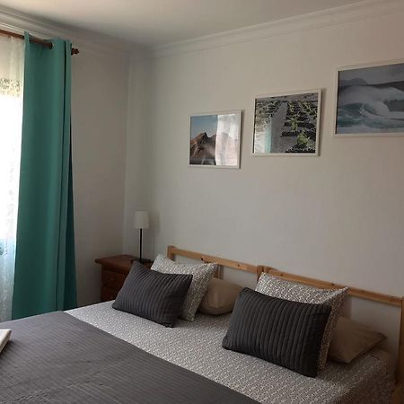 Alhambra Apartamentos Tias Bagian luar foto